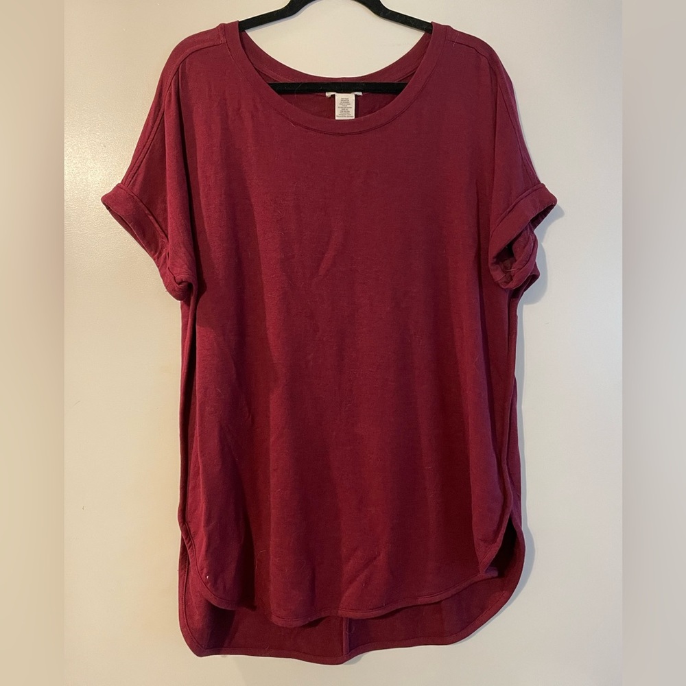 Pair of two shirts, burgundy and navy